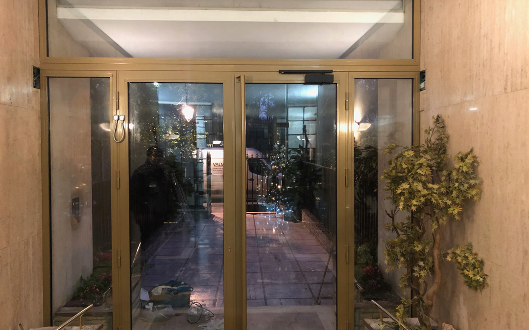 Hall d’entrée d’immeuble